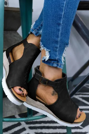 Black Cutout Buckle Strap Platform Sandals