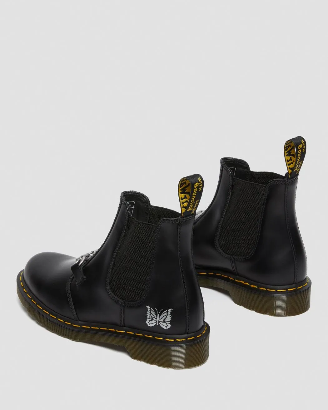 Dr. Martens: Needles 2976 Snaffle Chelsea Boots (black)