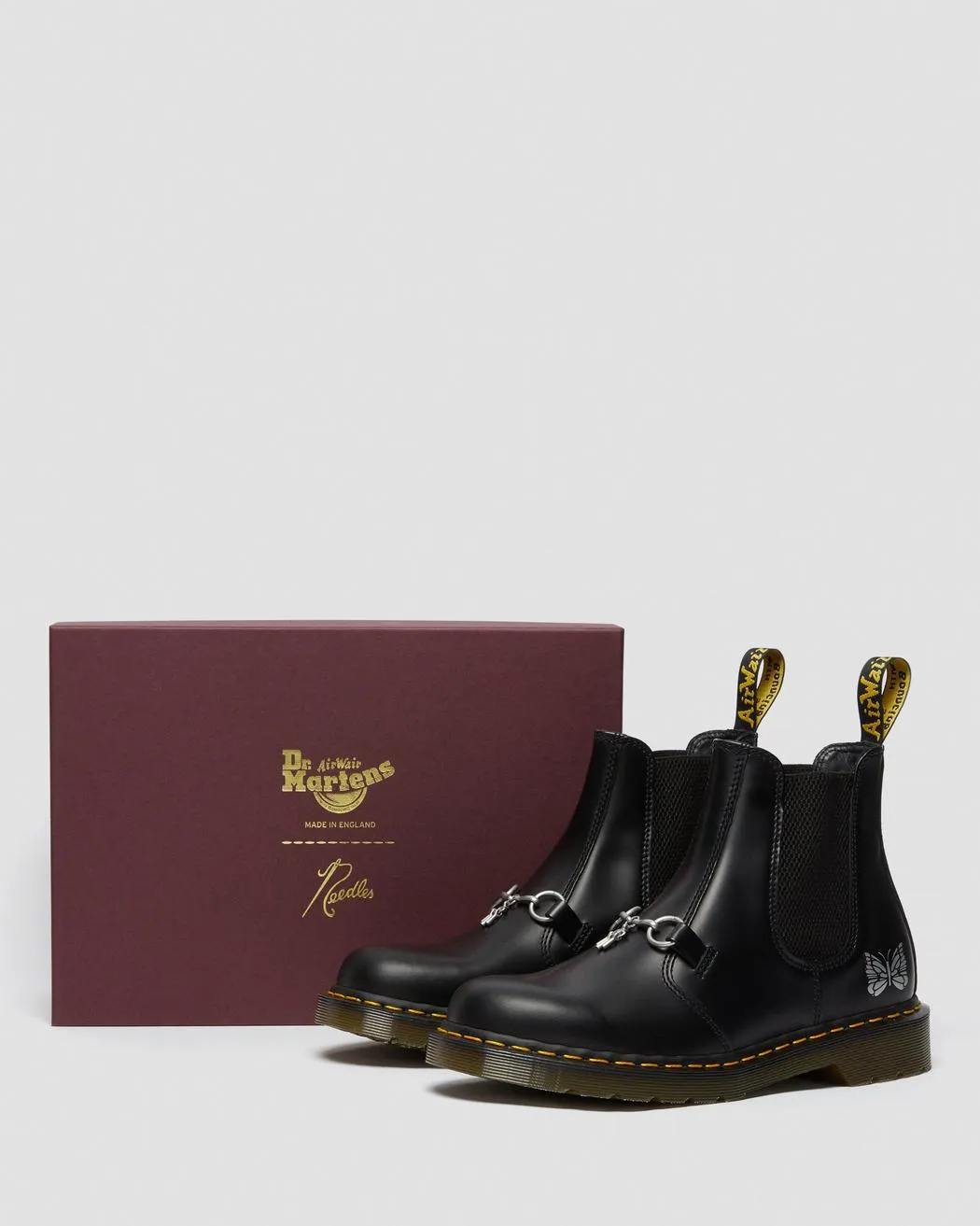 Dr. Martens: Needles 2976 Snaffle Chelsea Boots (black)