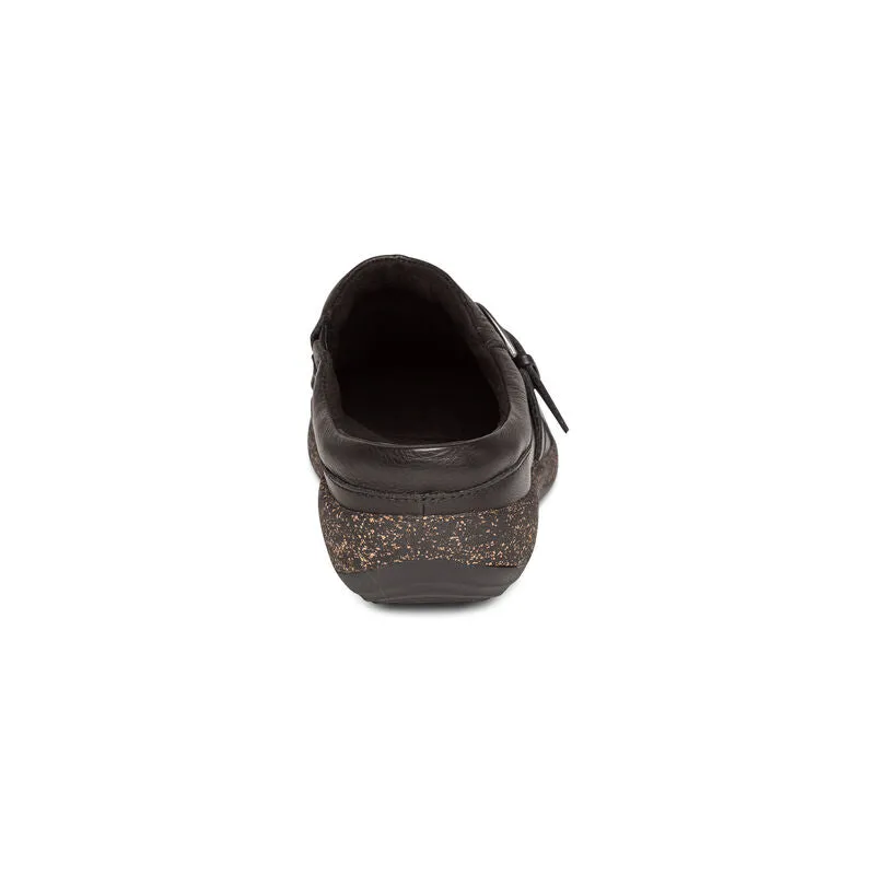 Libby Comfort Clog - Black - DM200