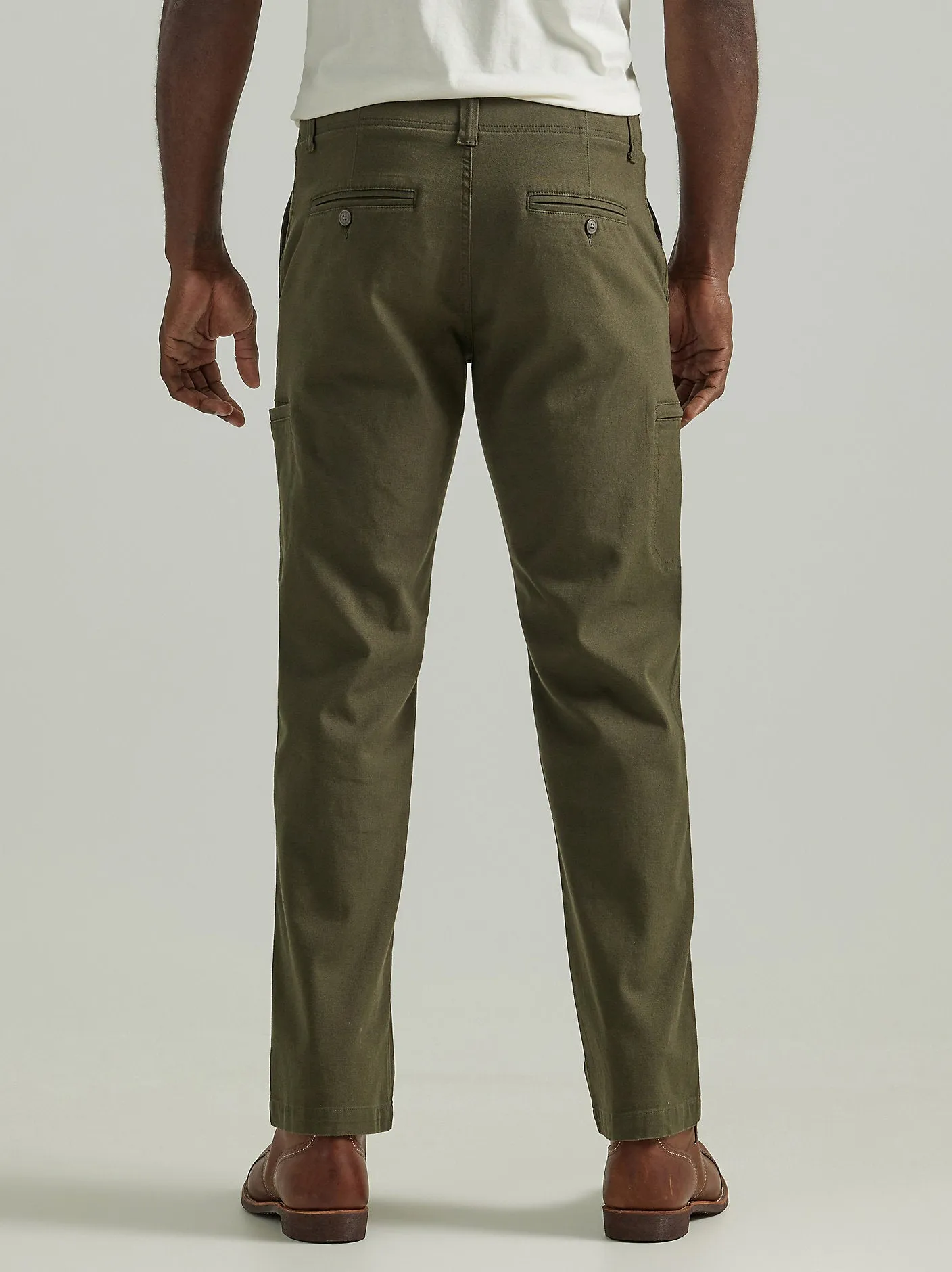 Men's Extreme Motion Straight Fit Cargo Pant - Frontier Olive - 104277115