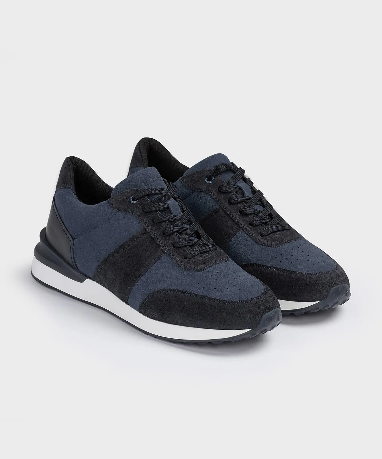 RS 02 Nubuck Blueberry
