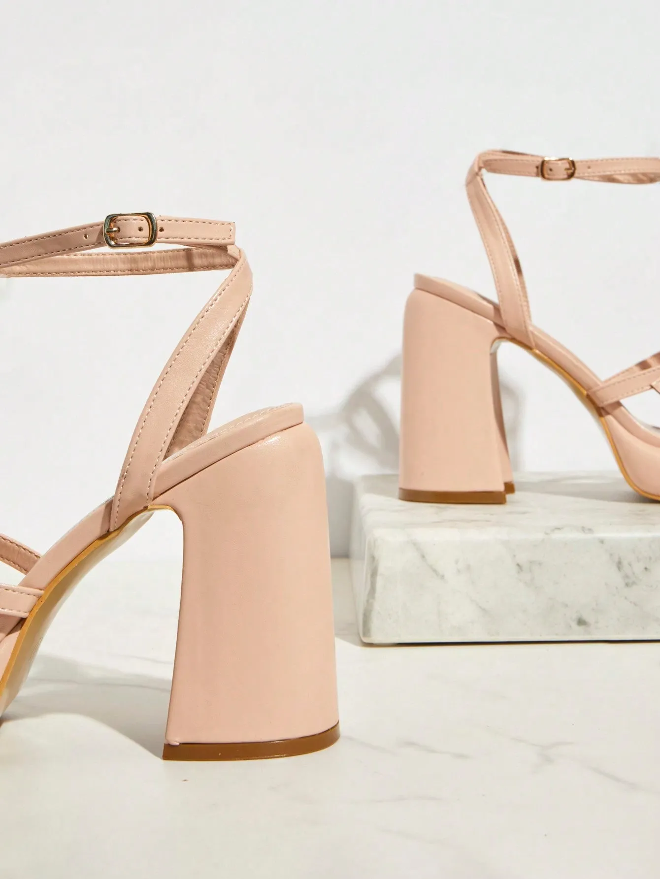 Solid Color Buckle Strap Chunky High Heel Sandals