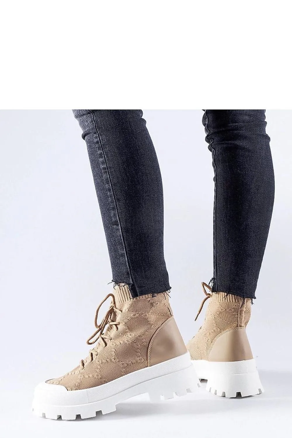 Stylish brown Éric sneakers