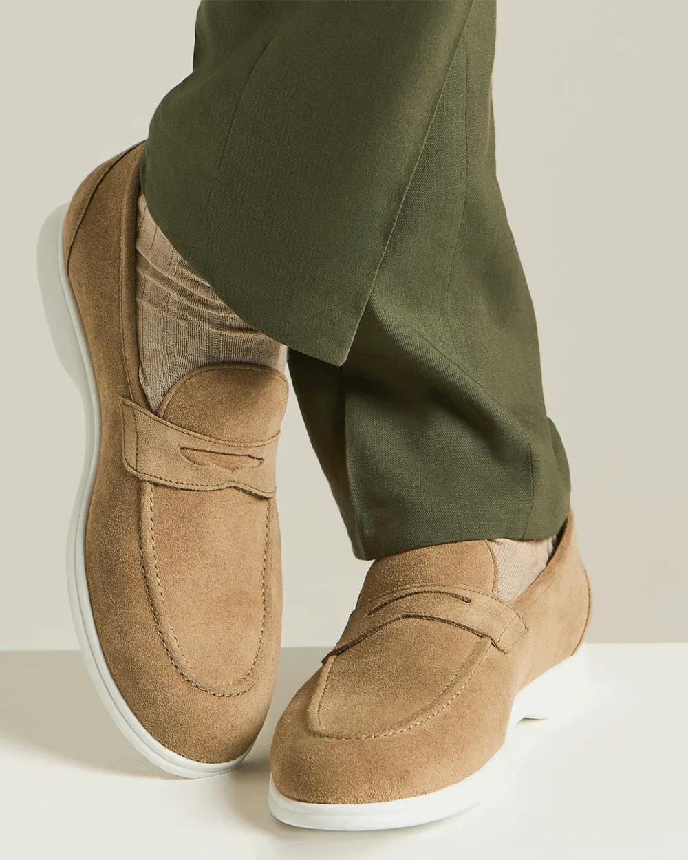 Suede Casual Loafer in Tan Castora
