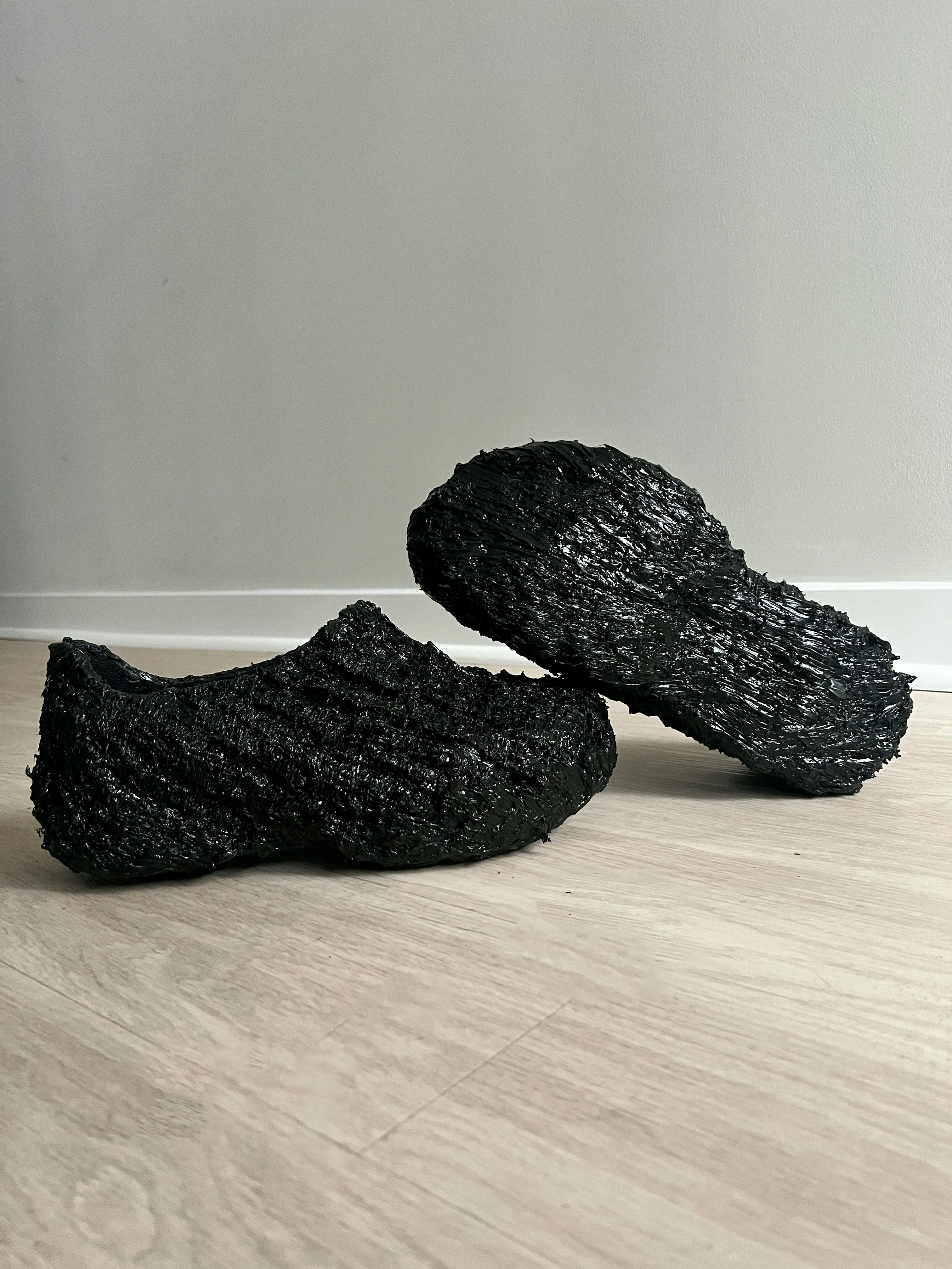 VERNUM VENOM CLOGS
