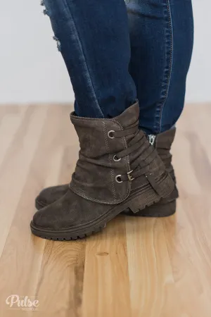 Very G Bruiser Boots- Grey