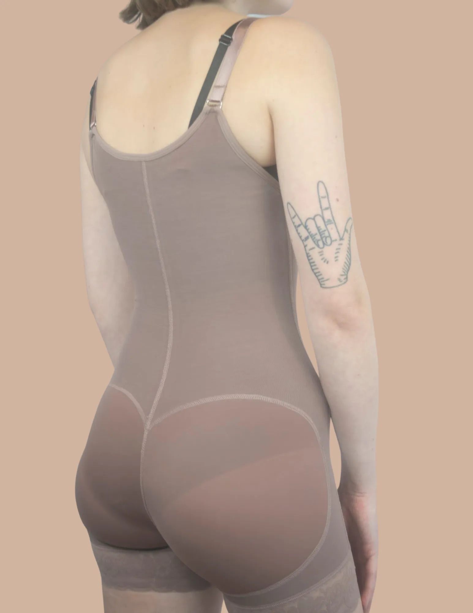 What Waist? One Piece Faja