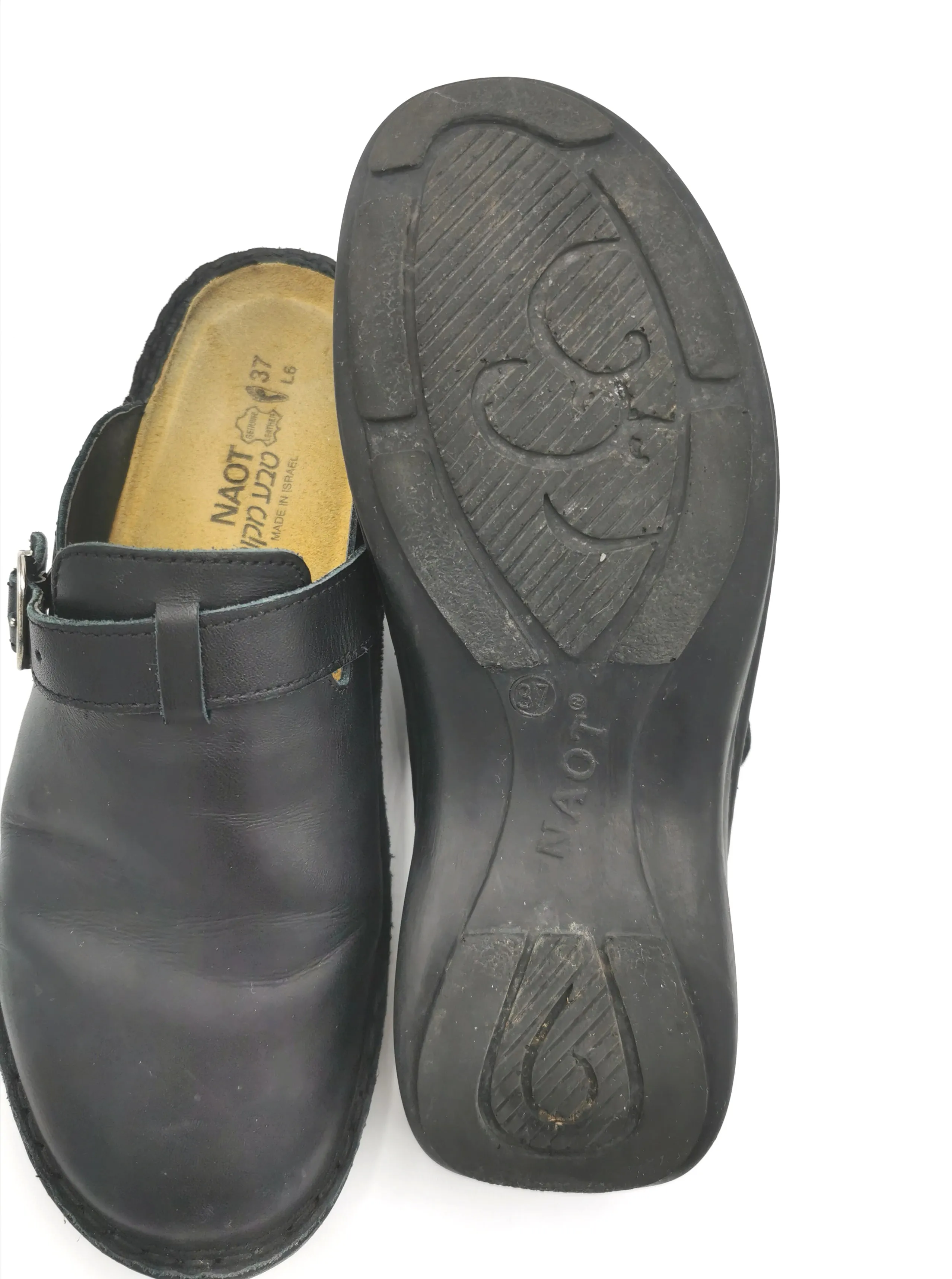 WOMENS SIZE 6.5 - NAOT, Aster / 74010, Black Matte Leather Clogs VGUC B39